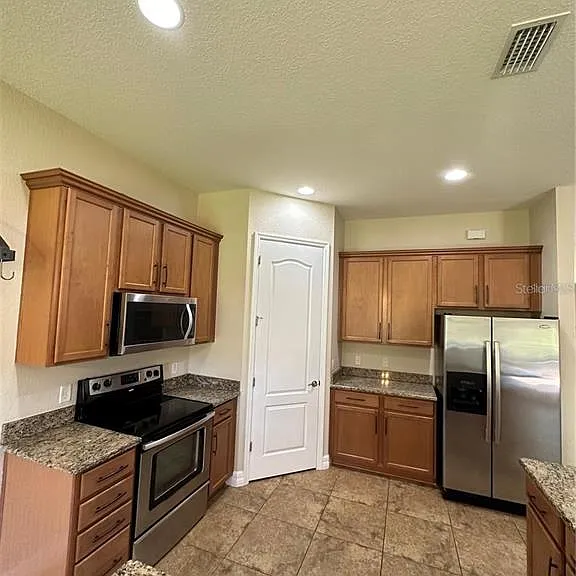 8244 Prestbury Dr — Photo 7