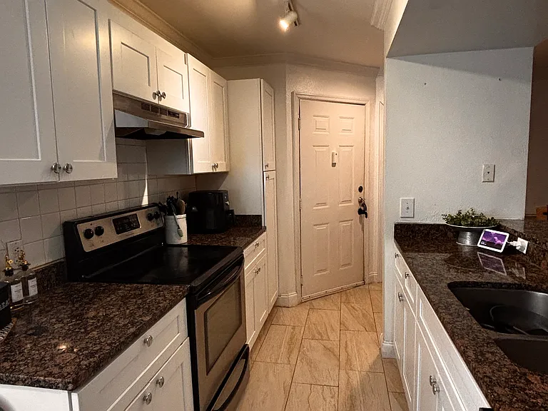 413 Summit Ridge Pl #111 — Photo 14