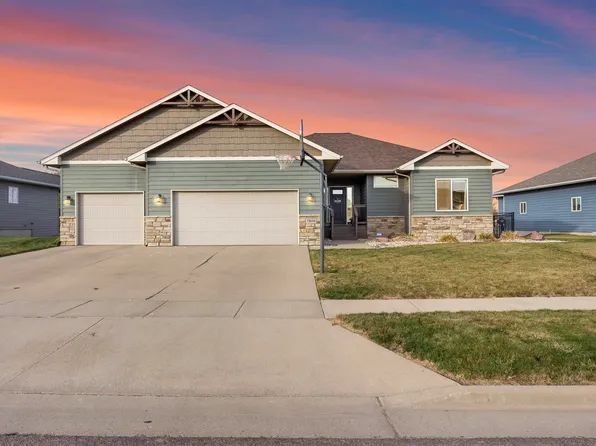 7808 W Noah Cir, Sioux Falls, SD 57106
