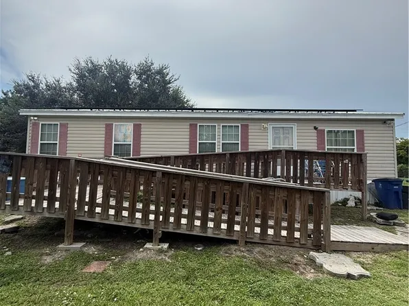 8240 Penny Dr, North Fort Myers, FL 33917