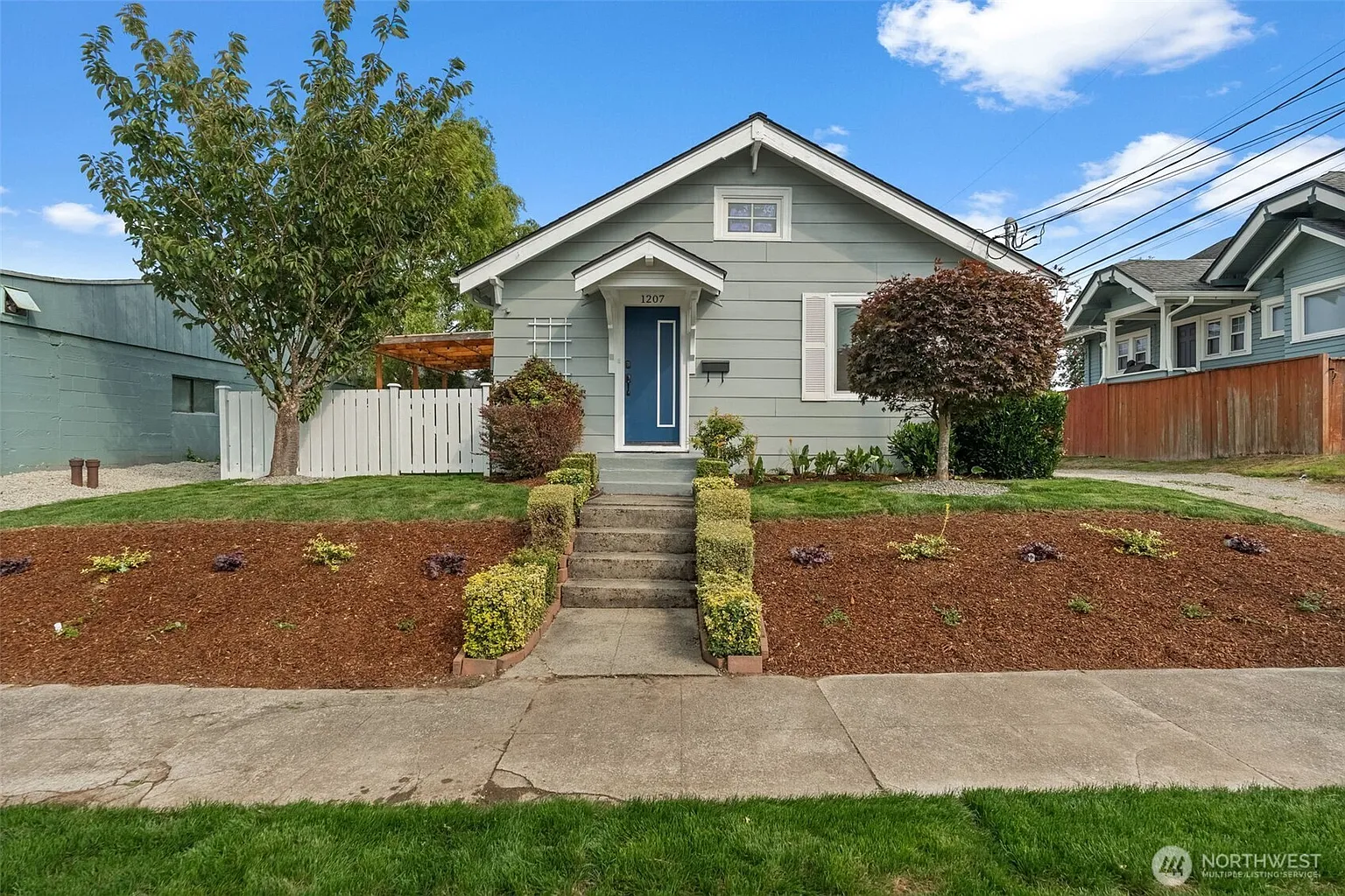 1207 S Fife Street photo 1