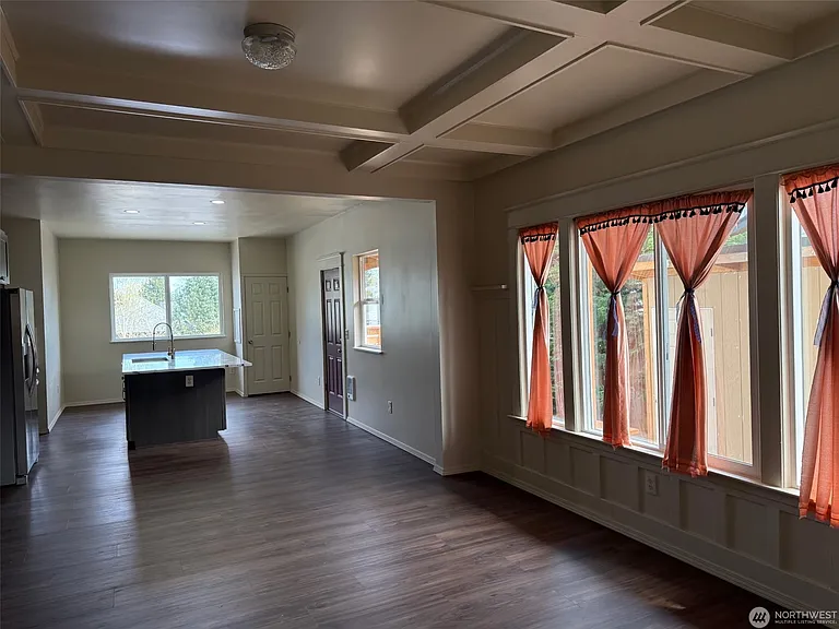 3709 Colby Ave — Photo 5