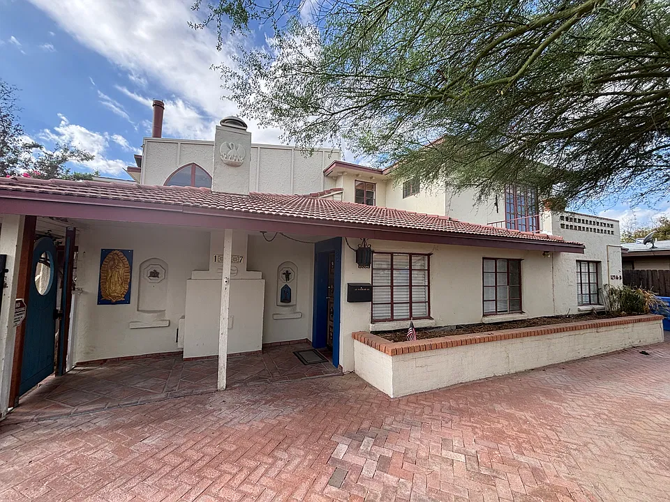 127 W Highland Ave