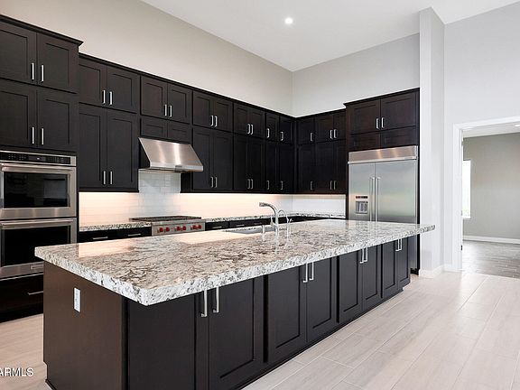 4th image of 2735 E Kingbird Drive