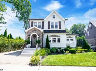554 Brandon Pl, Cliffside Park, NJ 07010
