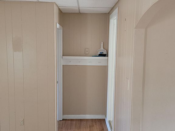 5th image of 28 Myrtle St #1
