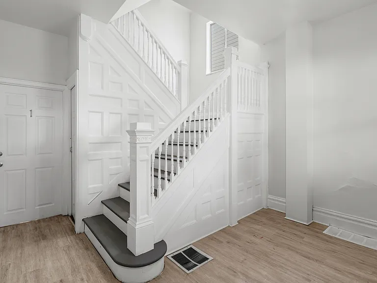 723 Taylor Ave #1 — Photo 27