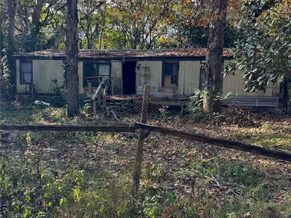 18990 SE 95th Pl, Ocklawaha, FL 32179