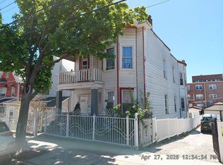 738 E 229th St, Bronx, NY 10466