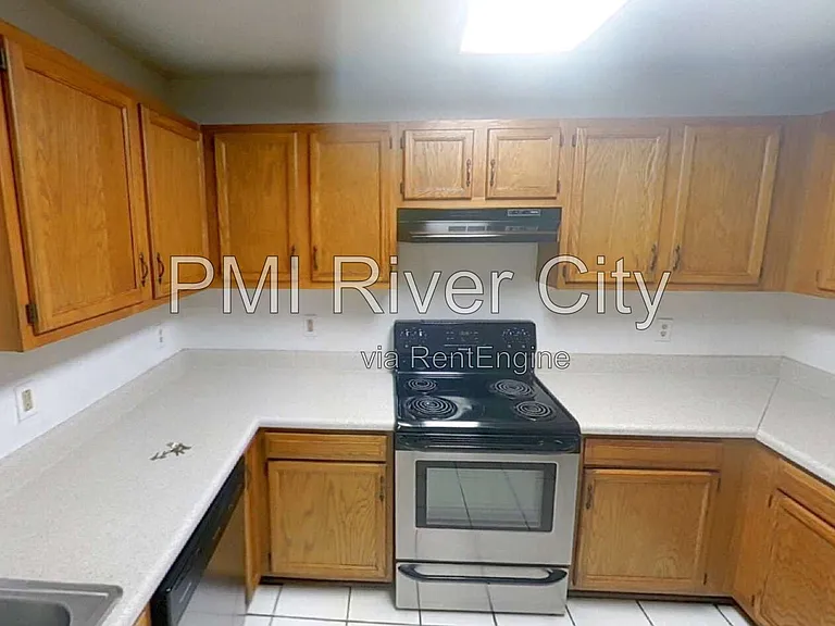 1670 Rusty Rail Rd — Photo 2
