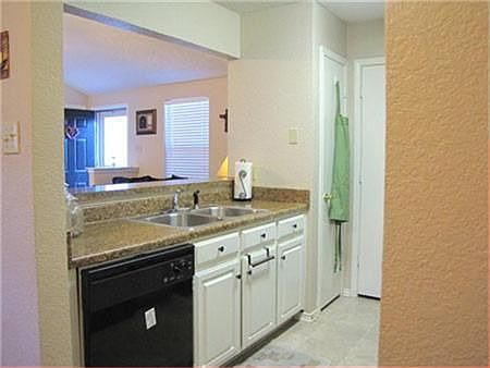 4th image of 1731 Cliffcrest Dr