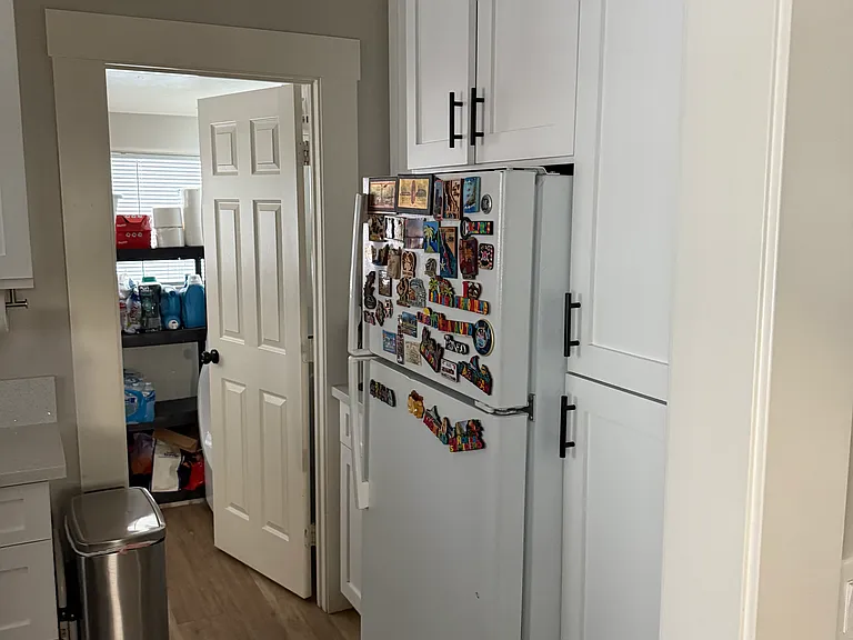 4039 Van Dyke Ave — Photo 25