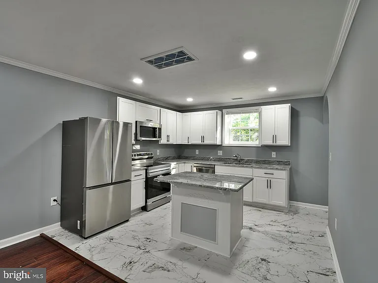 3801 Portal Ave — Photo 10