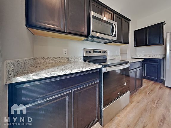 5th image of 1005 Pitch Pine Ct