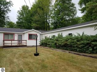 2903 Maple Rd, Hale, MI 48739