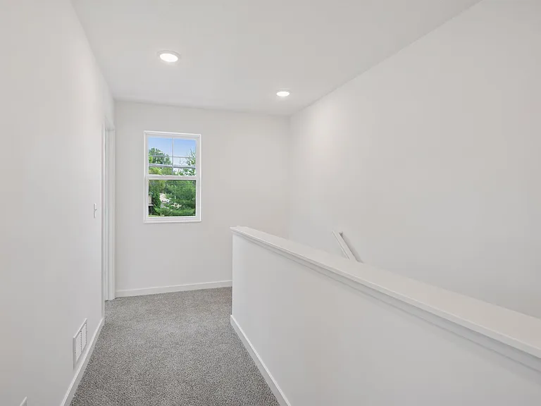 2062 Como Ave #2 — Photo 11