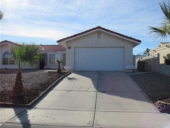 2nd image of 2208 E Emerald River Way