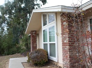 31816 Country Club Dr, Porterville, CA 93257