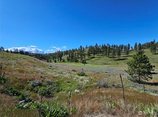 290 Point Dr, Oroville, WA 98844