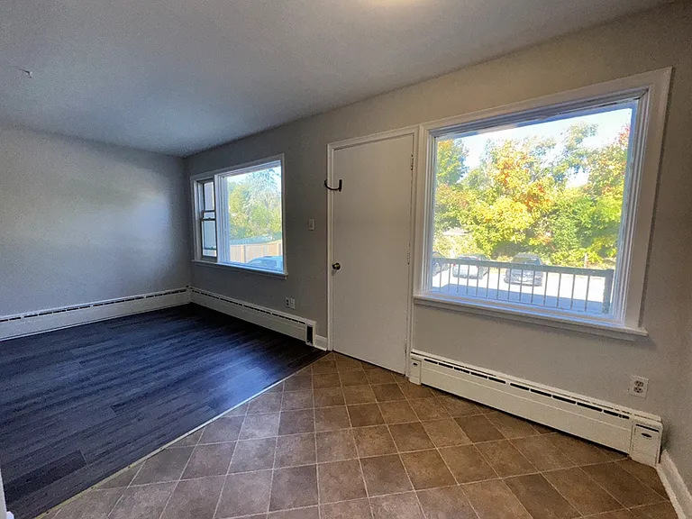 74 Shirley Ave — Photo 32
