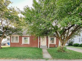 903 S Cross St, Robinson, IL 62454