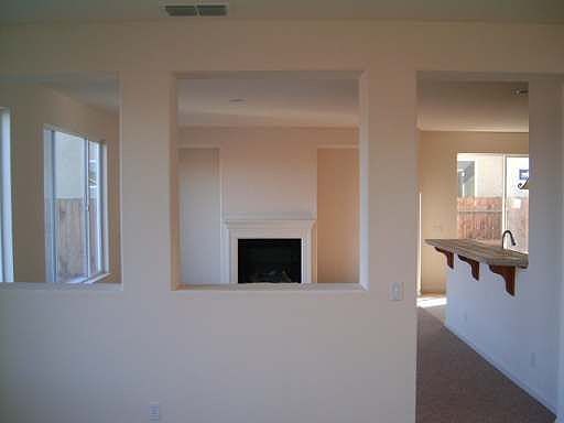 3rd image of 2510 Boulder Dr