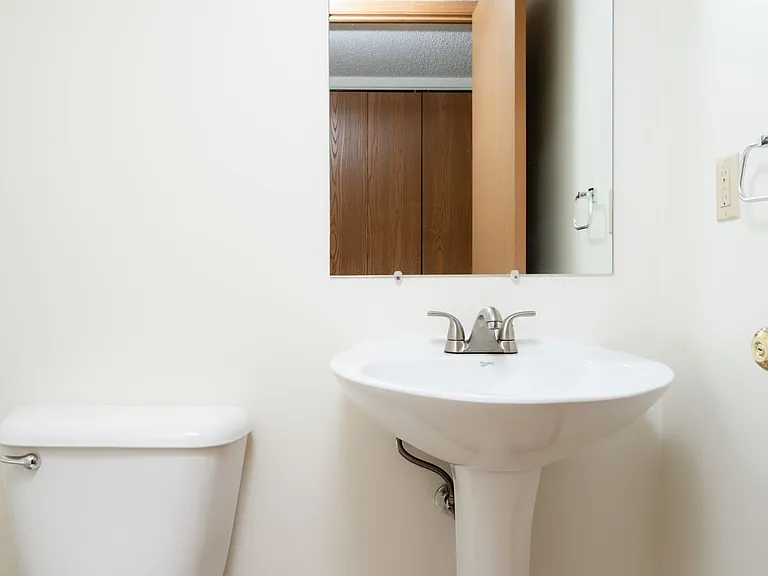 Brookstone Townhomes — Photo 20
