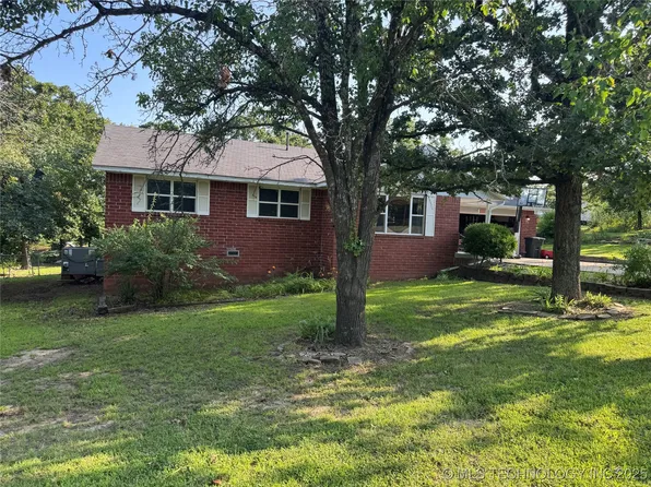 304 Angela Ln, Barnsdall, OK 74002