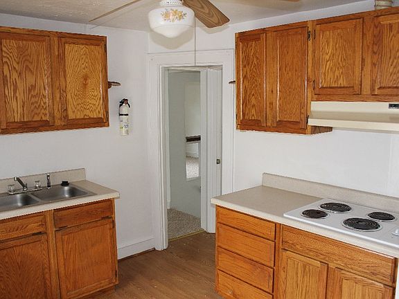 4th image of 10195 Warwick Blvd #B
