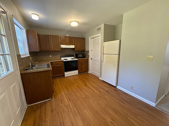 5th image of 1019 Wesleyville St