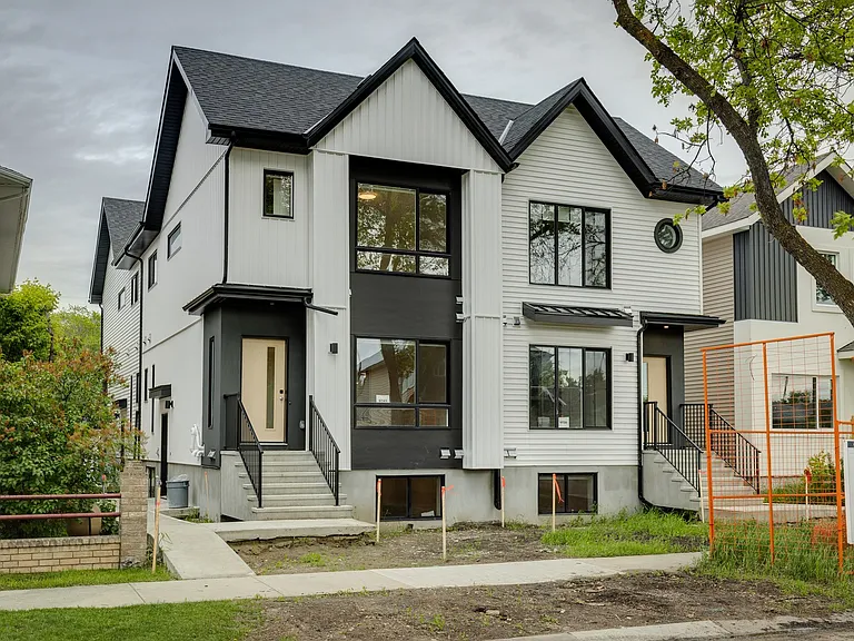 9739 153rd St NW — Photo 32