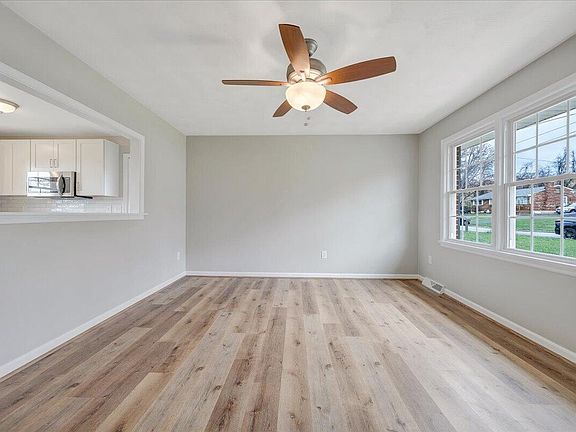 4th image of 6420 Nell Dr
