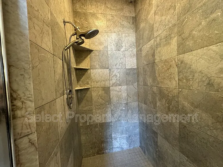 12134 Fairway Winds Ct — Photo 25