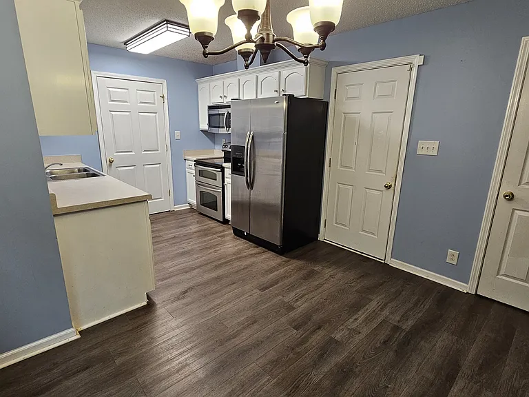 2475 Rafiki Dr — Photo 7