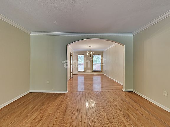 5th image of 1610 Polte Ln