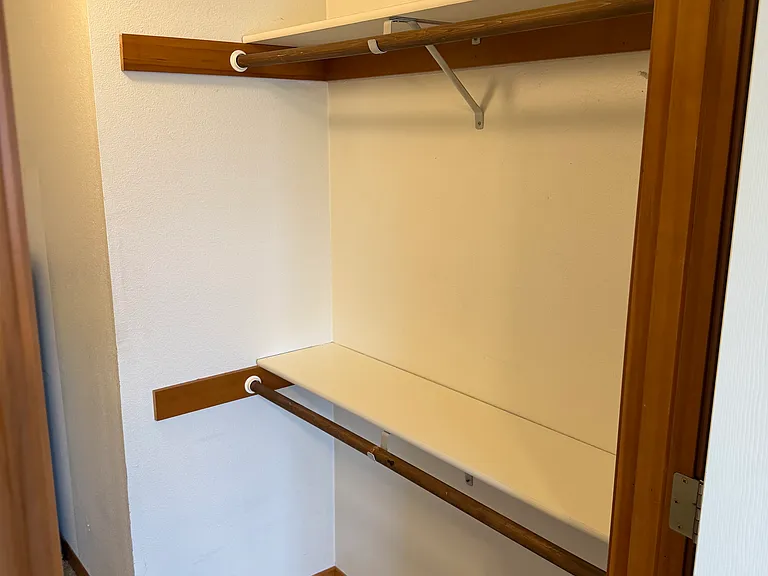 Eagle Crest Apartments — Photo 36