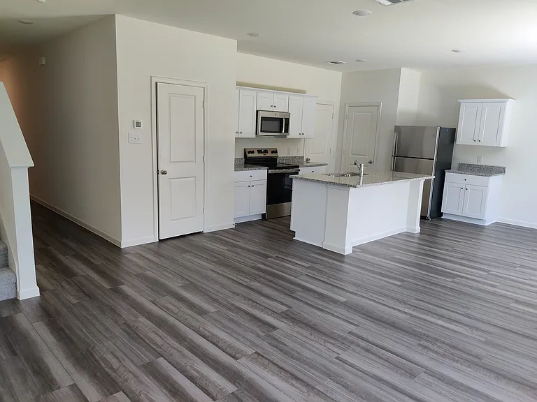 4409 Wood Fern Rd — Photo 3