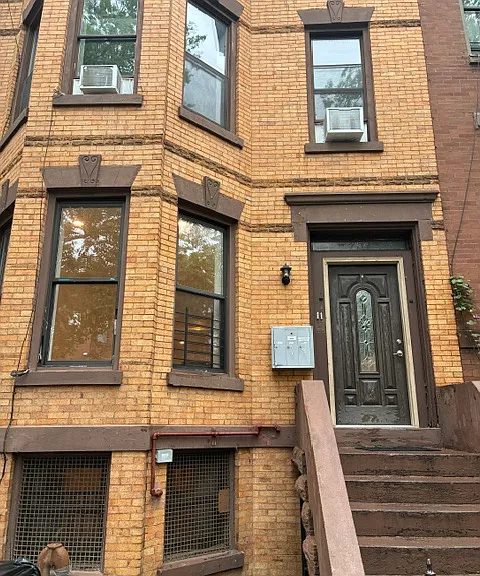 451 Marion St #1 — Photo 1