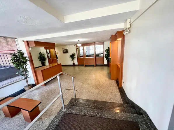 33-44 Junction Boulevard image 23 of 29