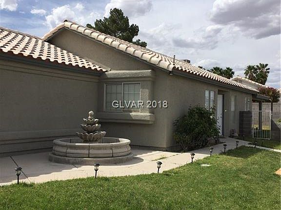 2nd image of 5942 Commodore Cove Dr