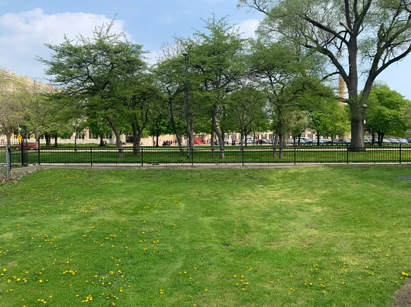 2839 W 24th Blvd, Chicago, IL 60623