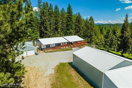 2nd image of 39 Woodstock Dr