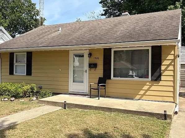1926 Marland St, Springfield, IL 62702