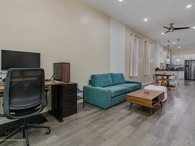 522 N Armour St #1 — Photo 6