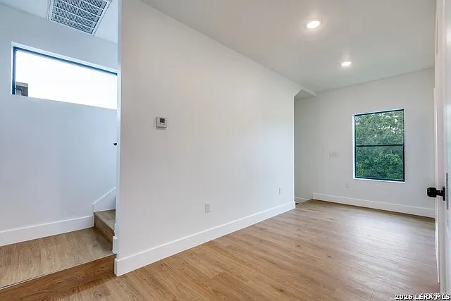 531 Essex St #202 — Photo 15