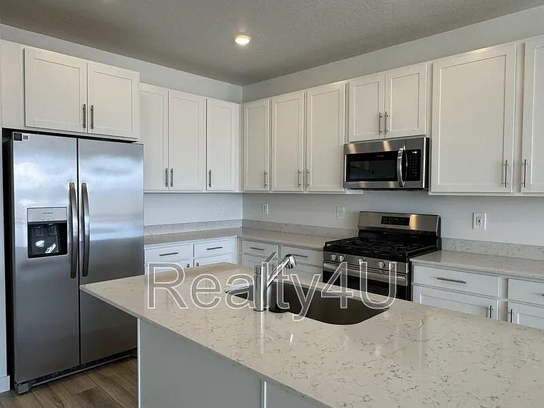 10026 W Dorado Way #1 — Photo 1