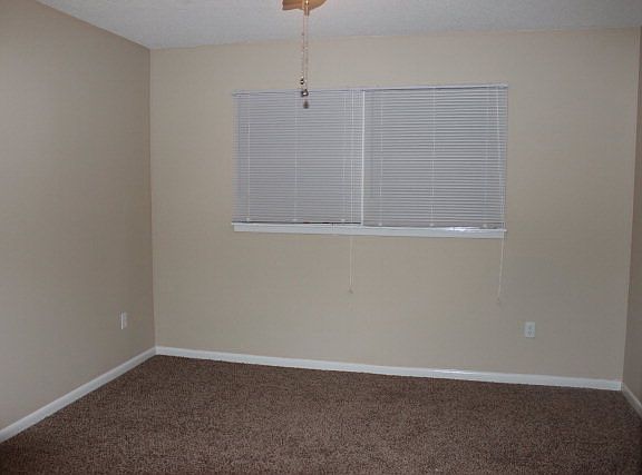 5th image of 2908 Walton Cir