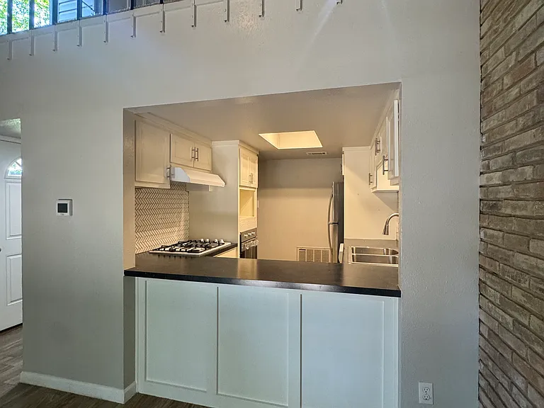 2002 Fleur De Lis Ct — Photo 4