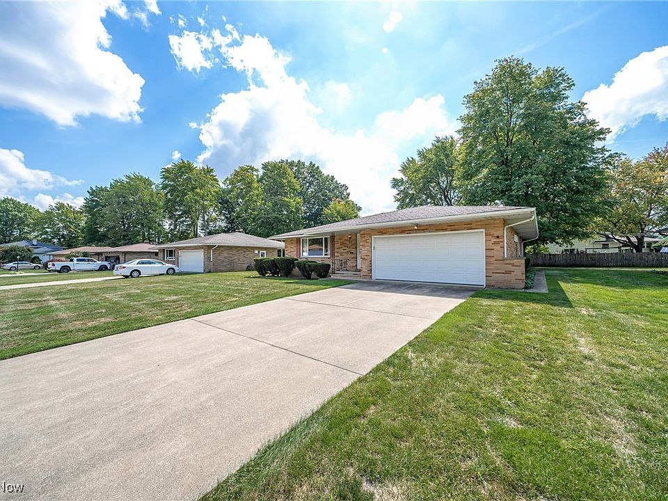 1st image of 886 E Meadowlawn Blvd