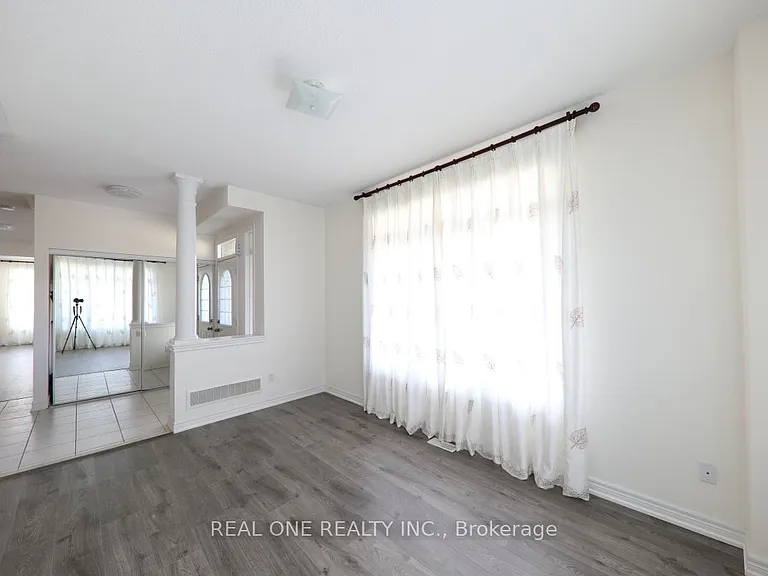 29 Duckfield Cres — Photo 7